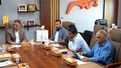 لملس يرأس اجتماعًا لتقييم حملة ضبط الأسعار في العاصمة عدن