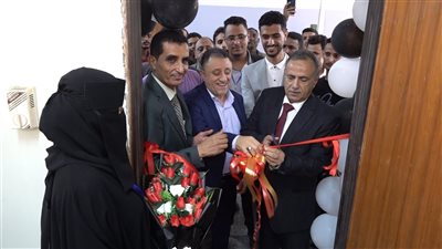 تقرير.. افتتاح المكتبة الخيرية أمام طلبة كلية الحقوق جامعة عدن 