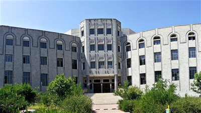 وسائل إعلام: مليشيا الحوثي تختطف نائب عميد كلية الهندسة بجامعة تعز