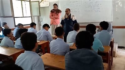 مدير مكتب التربية في سرار يافع يتفقد سير العملية التعليمية بالمديرية 