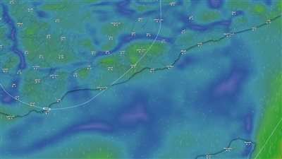 مركز الأرصاد يحذر من اقتراب العاصفة المدارية 