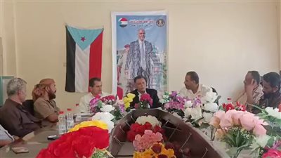 انتقالي يهر يعقد اجتماعه الدوري لمتابعة الأنشطة والخدمات المجتمعية