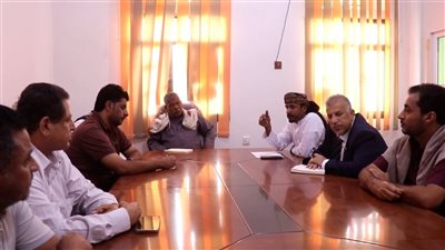 فريق التوجيه والرقابة الرئاسي يطلع على نشاط مكتب الزراعة بالمهرة