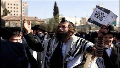 تظاهرات للآلاف من «الحريديم» في القدس رفضا لقرارات التجنيد الإسرائيلية