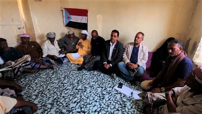 فريق التوجيه الرئاسي ينفذ نزولاً ميدانياً إلى مراكز اللجان المحلية بحديبو سقطرى