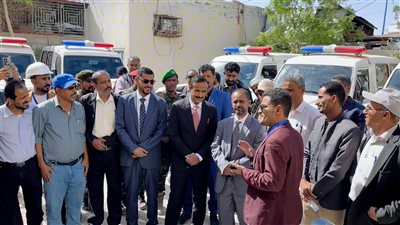 بدعم إماراتي ... محافظ شبوة يدشّن المرحلة الثانية من تجهيز مستشفيات المديريات 