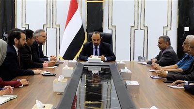 محافظ حضرموت يبحث مع وفد الاتحاد الأوروبي تعزيز الشراكة التنموية والأمنية بالمحافظة