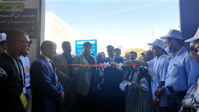 محافظ شبوة يدشن فعاليات أول مهرجان للعسل في تاريخ المحافظة