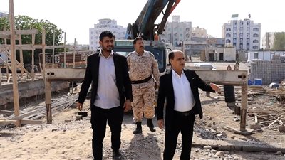 مدير عام دارسعد يتفقد أعمال إنشاء ديوان السلطة المحلية بالمديرية