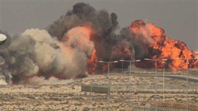 تحطم طائرة مقاتلة هندية أثناء استعراض جوي في معرض دبي للطيران 