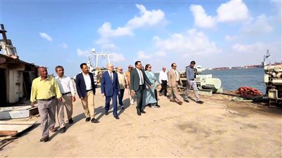 الوزير السقطري والسفير الألماني يطّلعان على مشروع تأهيل الميناء السمكي في عدن