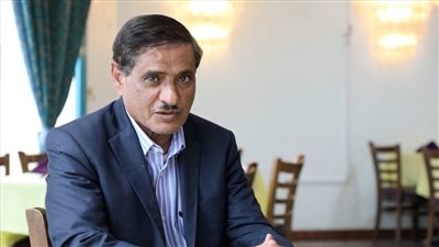 البحسني يدين استهداف بترومسيلة ويدعو القبائل للانسحاب والتعاون مع المحافظ الجديد 