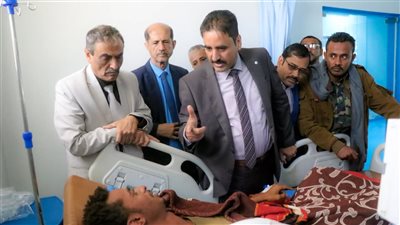 الجبواني وهشلة يطمئنان على جرحى القوات المسلحة في مستشفى الشيخ محمد بن زايد 