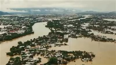 ارتفاع حصيلة ضحايا فيضانات فيتنام إلى 90 قتيلاً 