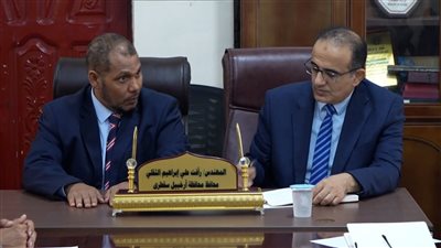 محافظ سقطرى يبحث مع وزير الصحة تطوير الخدمات الصحية في المحافظة