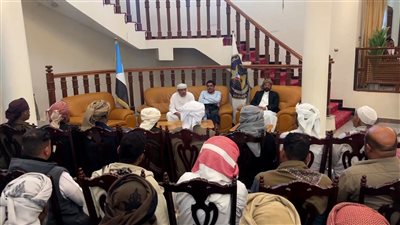 الكثيري يشيد بالدور النضالي لقبيلة آل كندة ويؤكد أهمية توحيد الصف الحضرمي