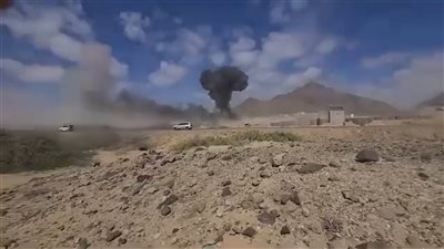 طيران العدوان السعودي يستهدف معسكر لواء بارشيد في ساحل حضرموت